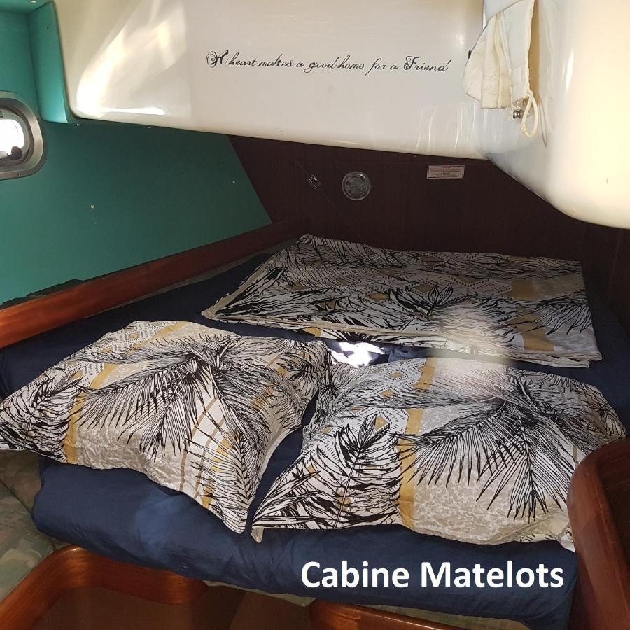 2 Nuits Insolites & 1 Excursion Voile A Bord Du Voilier Mori Ora Муреа Екстериор снимка